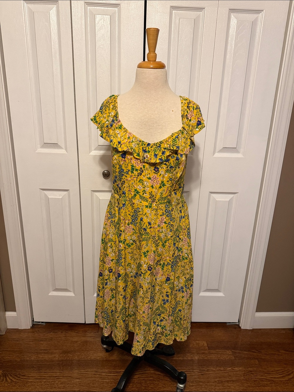 Yellow floral sundress size medium